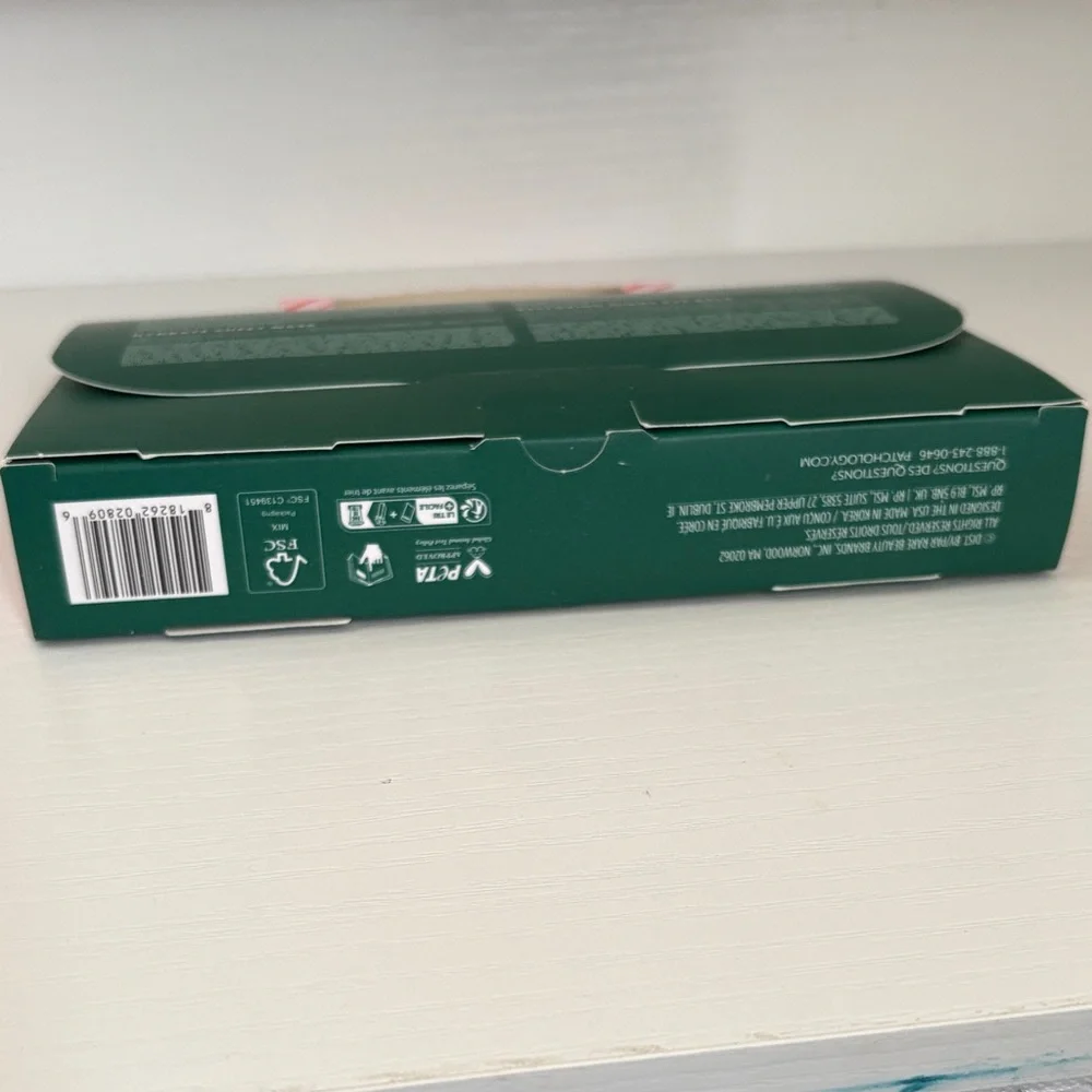 Patchology Hydrating Lip Gel Travel Kit - Green - Picture 3 of 4